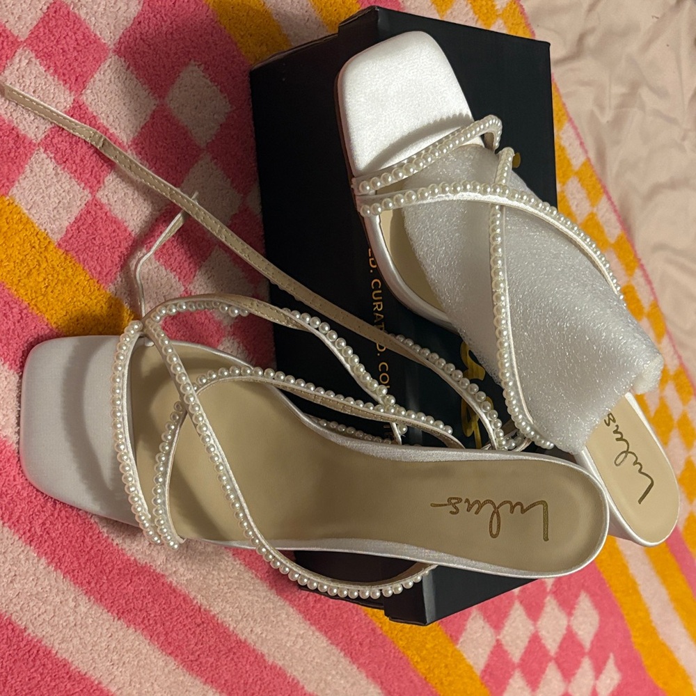 Lulu's White Pearl-Strap Heels